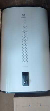 Бойлер Electrolux EWH 80 Maximus WiFi