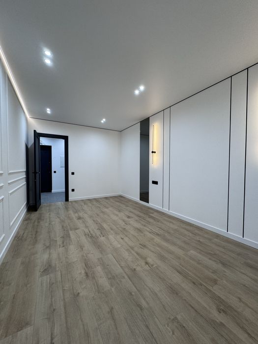 Квартира із сучасним ремонтом!