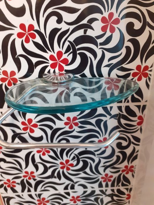 Komplet szklanych wieszakoów, półek do łazienki.