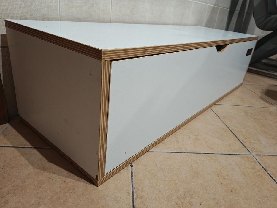 Gaveta/móvel de apoio