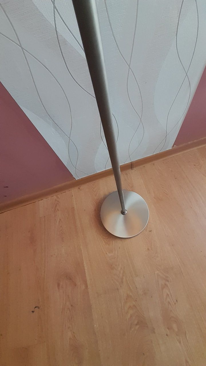 Lampa  podłogowa