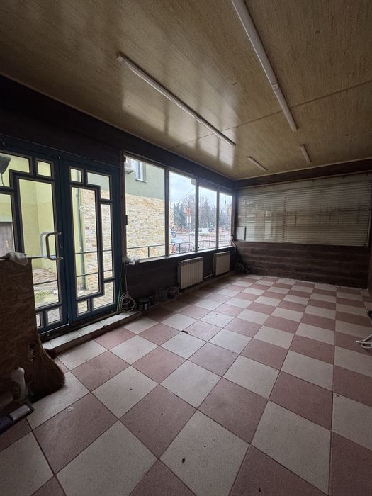 Здається в оренду приміщення в Центрі міста .