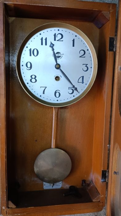 Продам часы рабочие