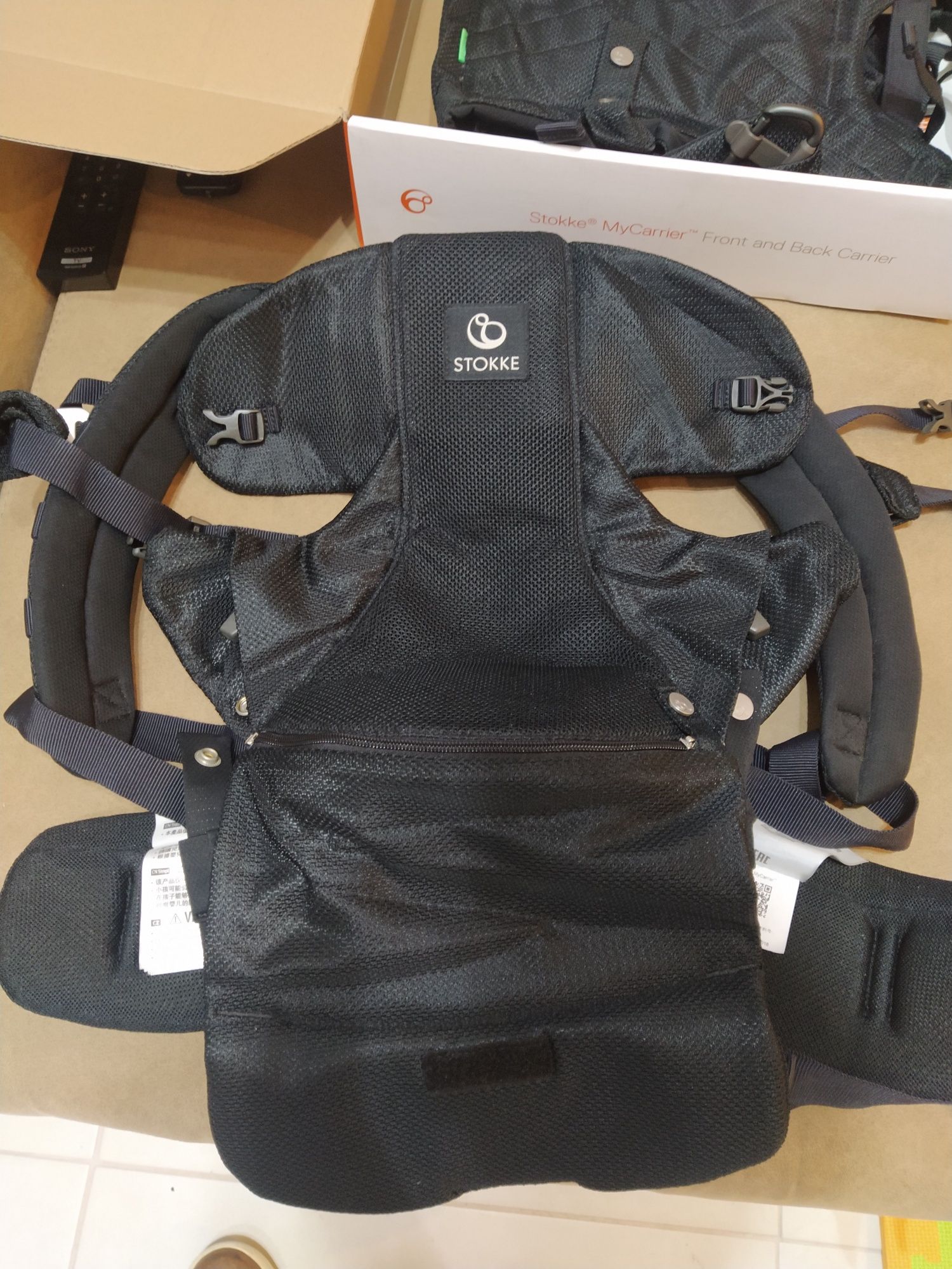 Marsúpio Stokke MyCarrier Preto