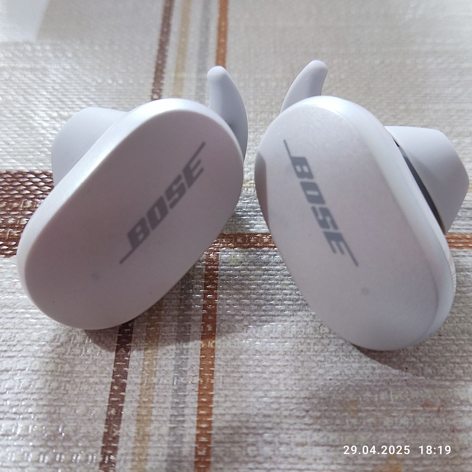 Oryginalne słuchawki Bose Quitecomfort Earbuds