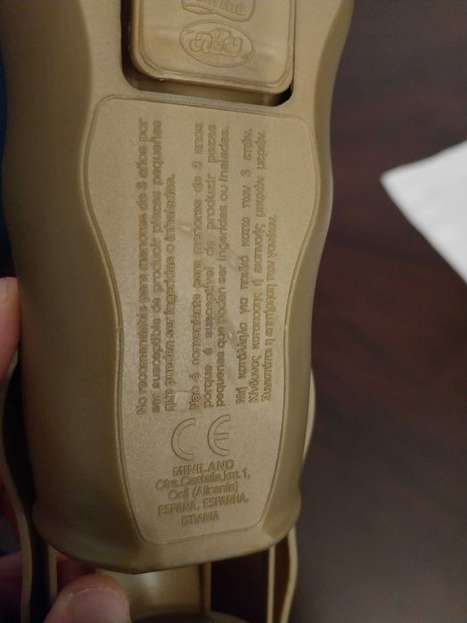 Porta Tazos dourado, Yu Gi Oh, Matutano, em muito bom estado