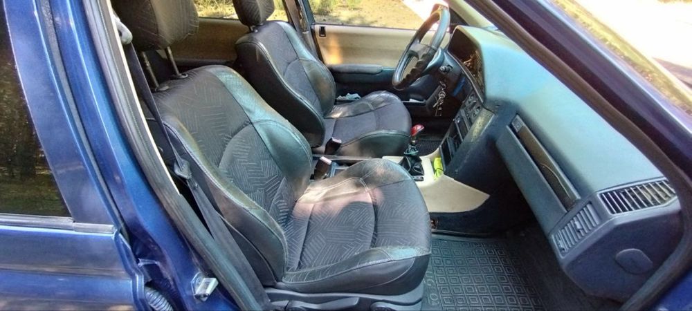 Peugeot 605, Пежо 605