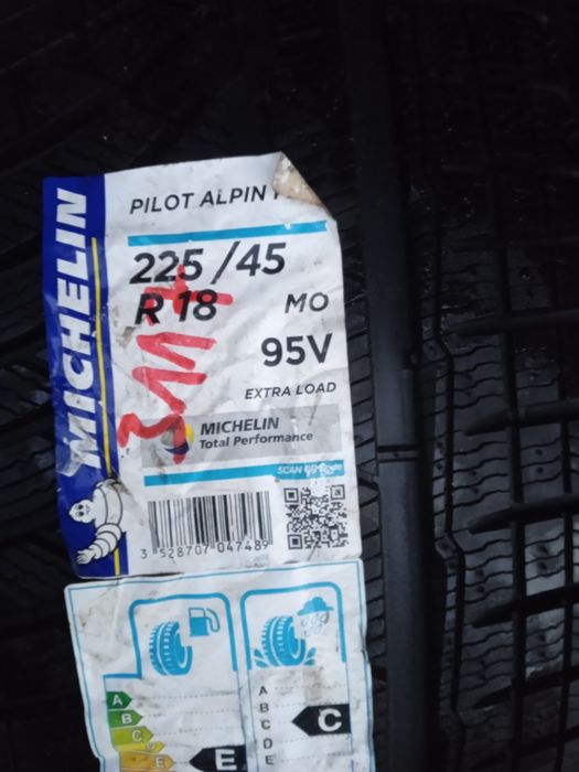 Opona 225/45 R18 Michelin zima