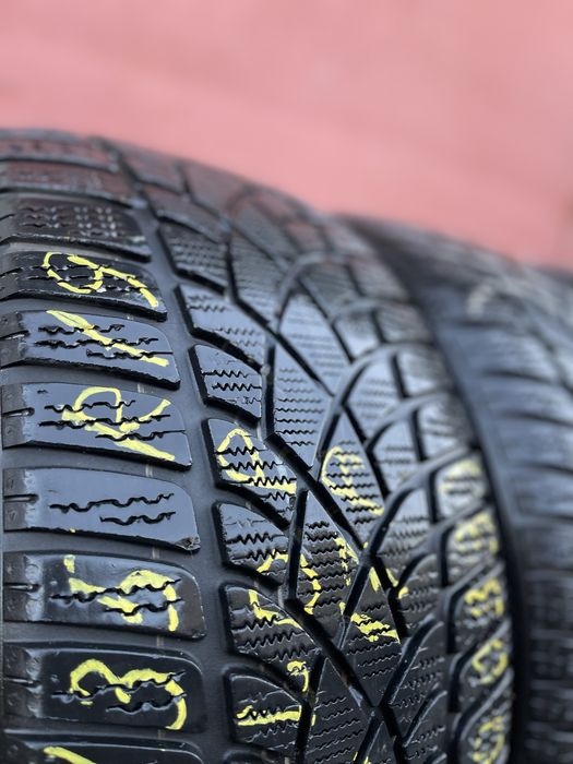Шини 235/35 r19 зима Dunlop