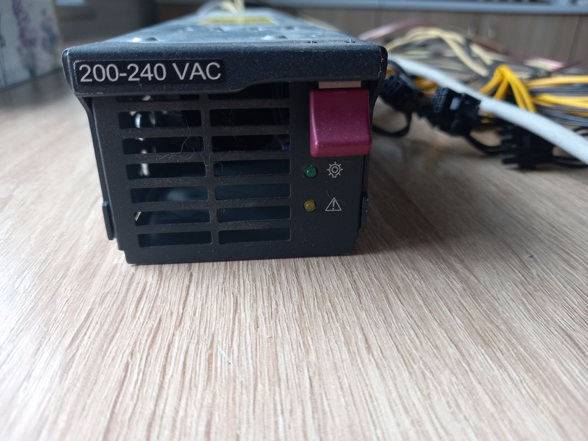 Блок живлення HP HSTNS-PR16