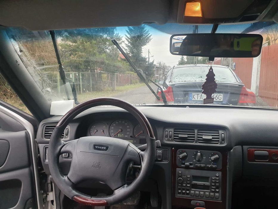 Volvo v70 2.5 TDI  automat 2000 Opłaty do końca roku