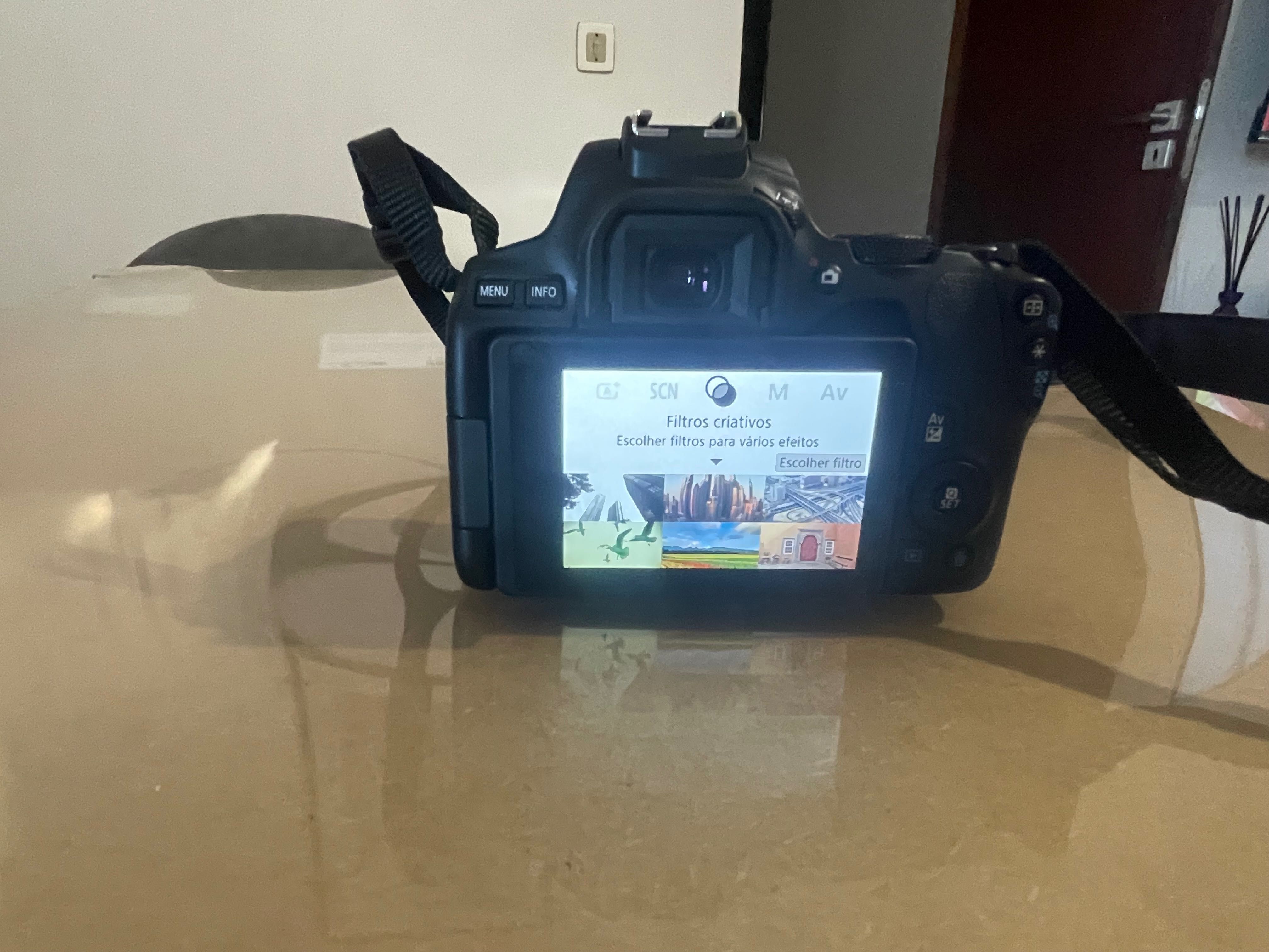 Kit Máquina Fotográfica CANON EOS 250 (garantia - 02/2025)