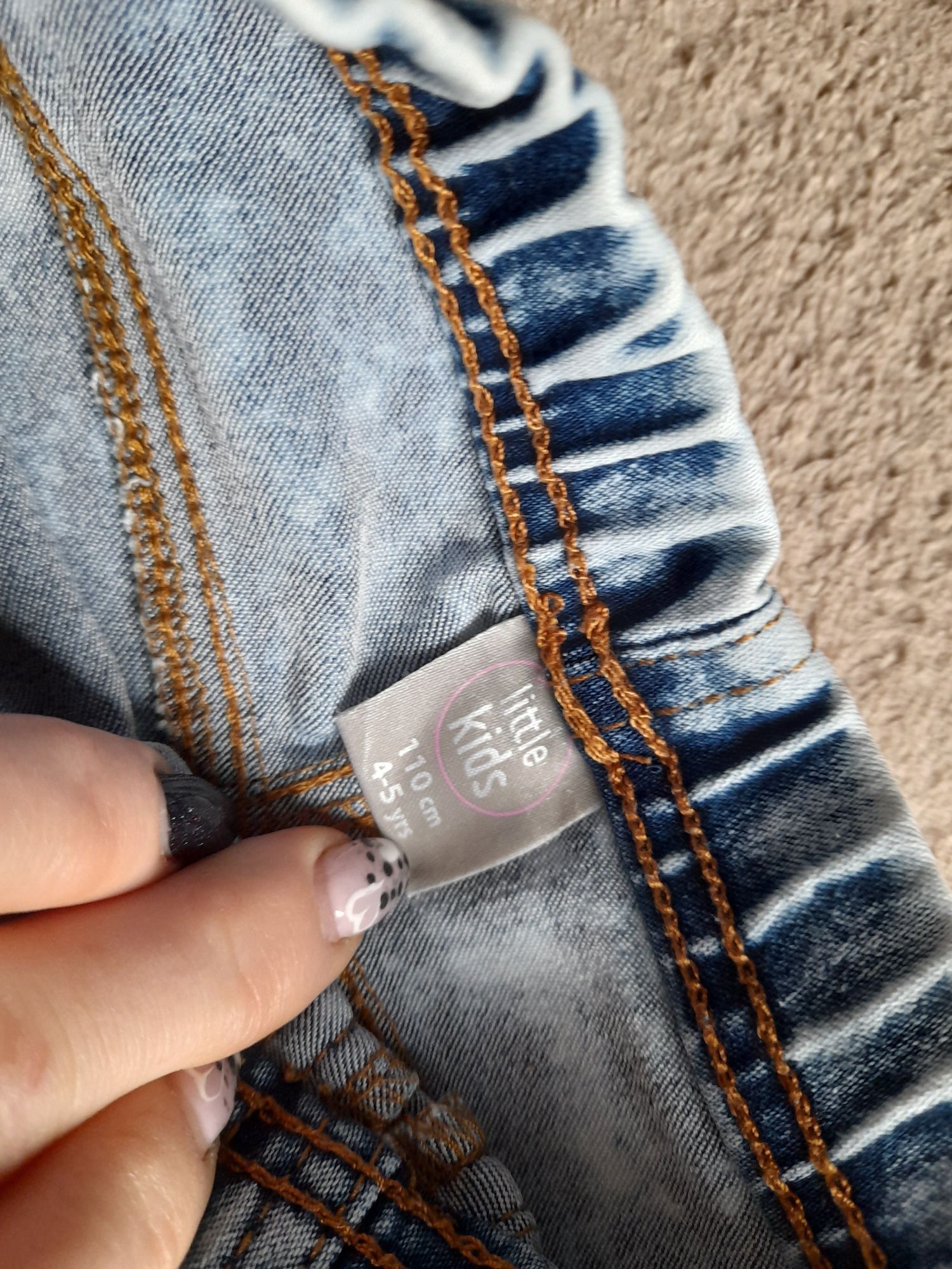 Spodnie jeansy treginsy 4-5 lat