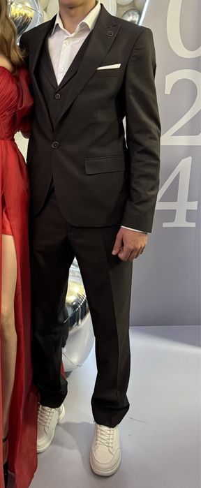 Выпускной мужской класический костюм