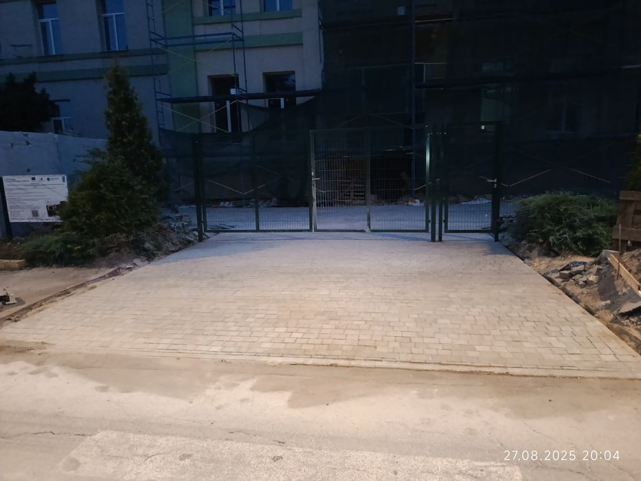 Укладка тратуарных плитки