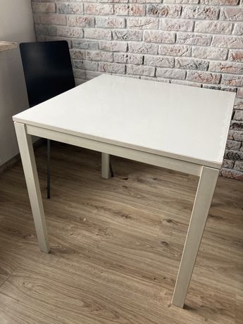 Stół z metalowymi nogami ikea 75x75 wys 74cm