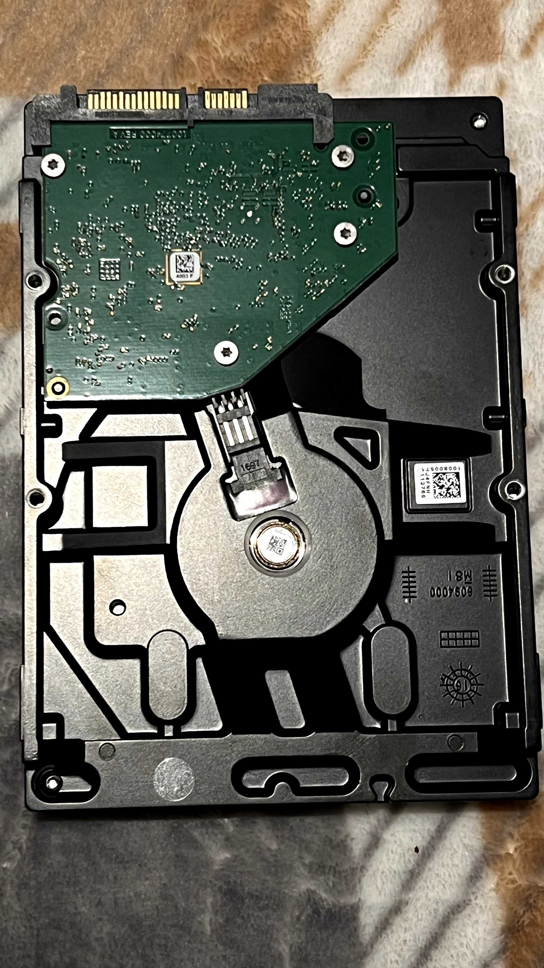 Жорсткий диск Seagate Desktop HDD 7200.14 1TB 7200rpm 64MB