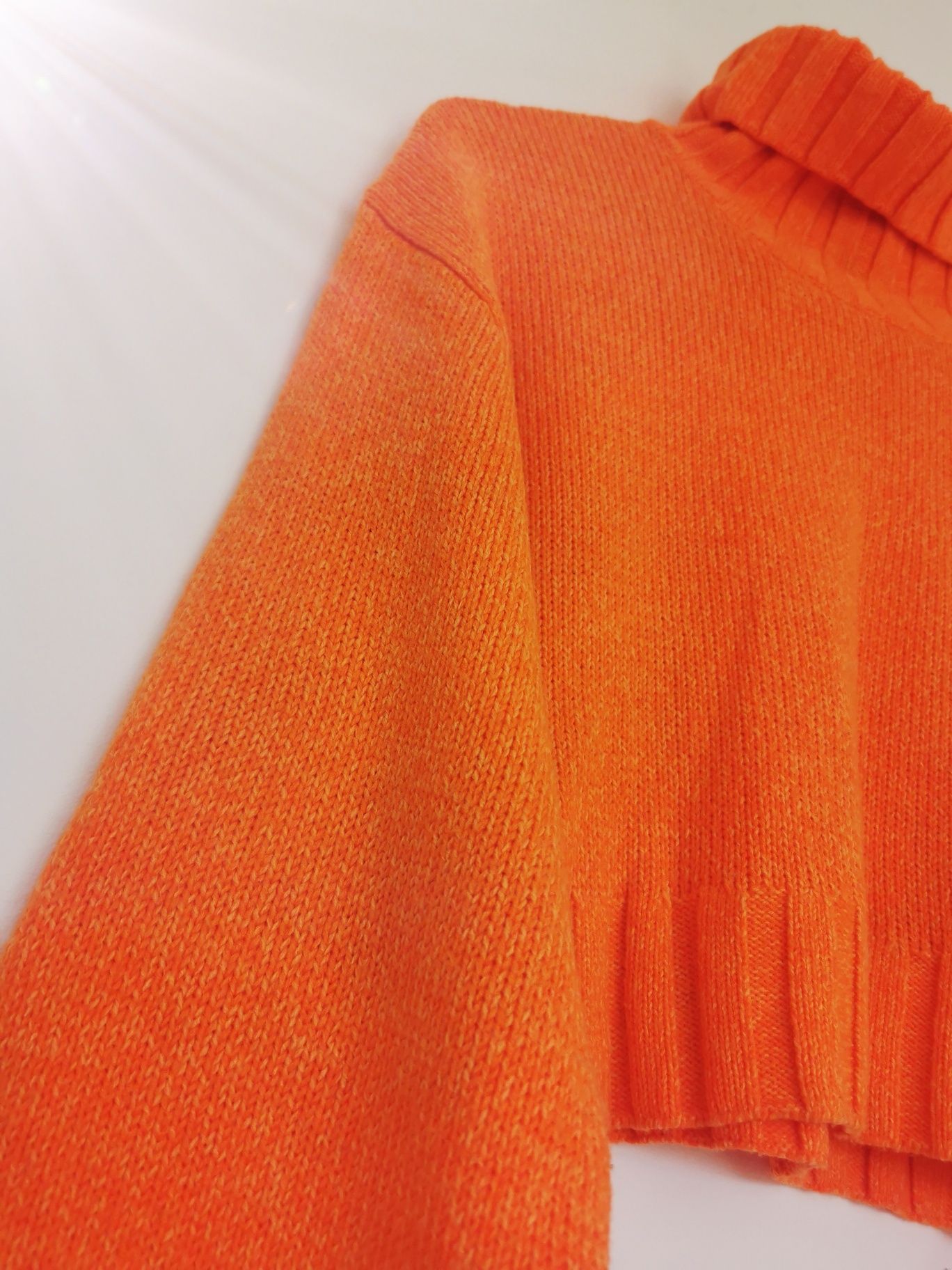 sweter pomarańczowy golf h&m neonowy h&m S