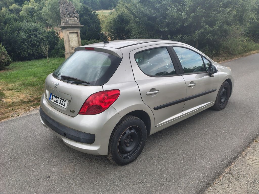 Peugeot 207 1.4 2009r