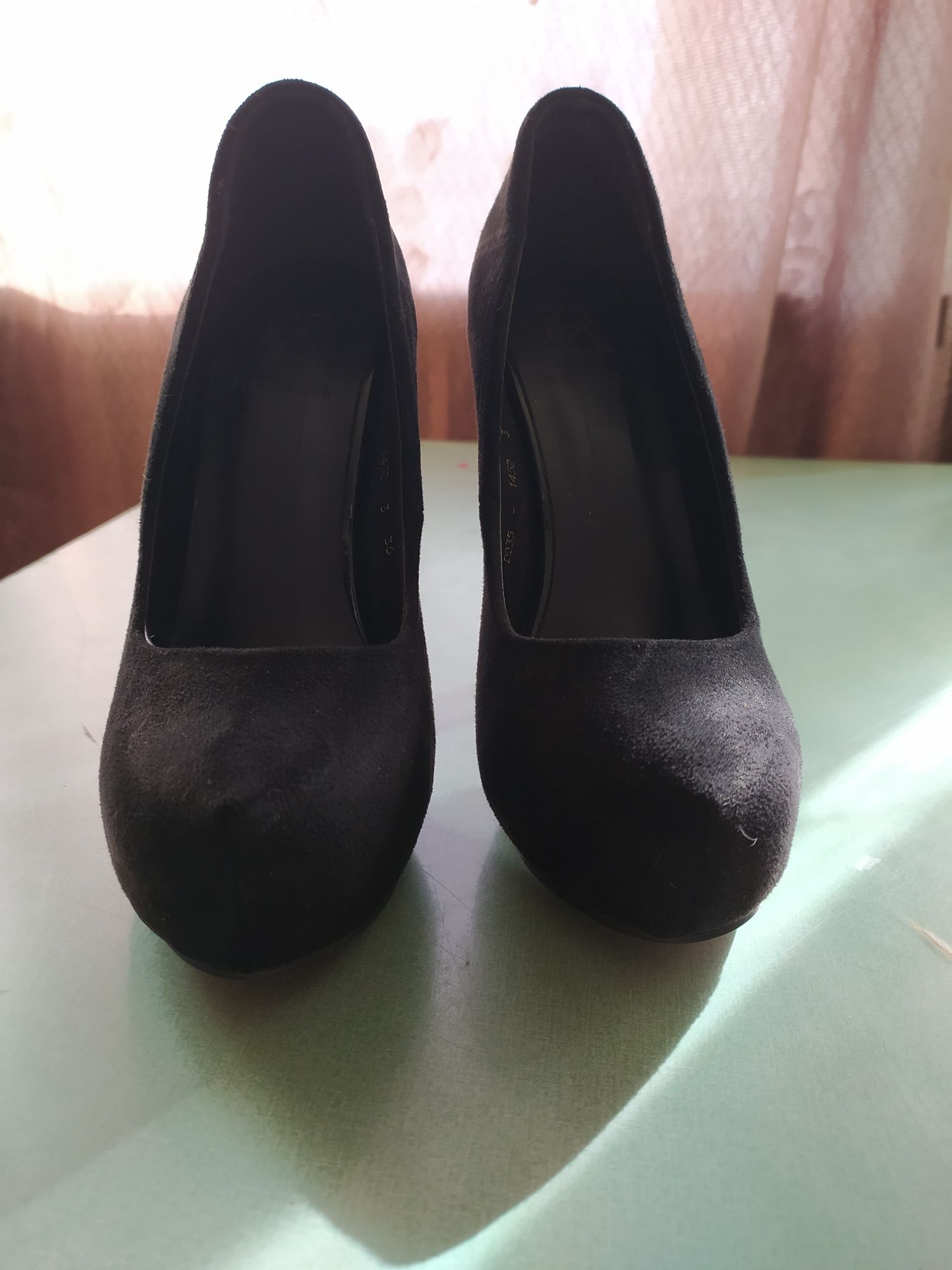 Туфли замшевые черные