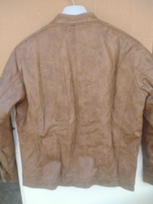 Conjunto de Casaco em Ecopele de menino da Tiffosi e camisa