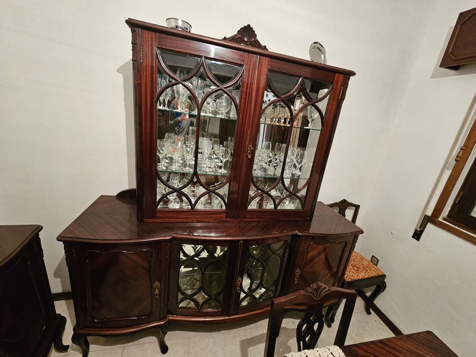 Móbilia Sala Clássica Madeira Maciça