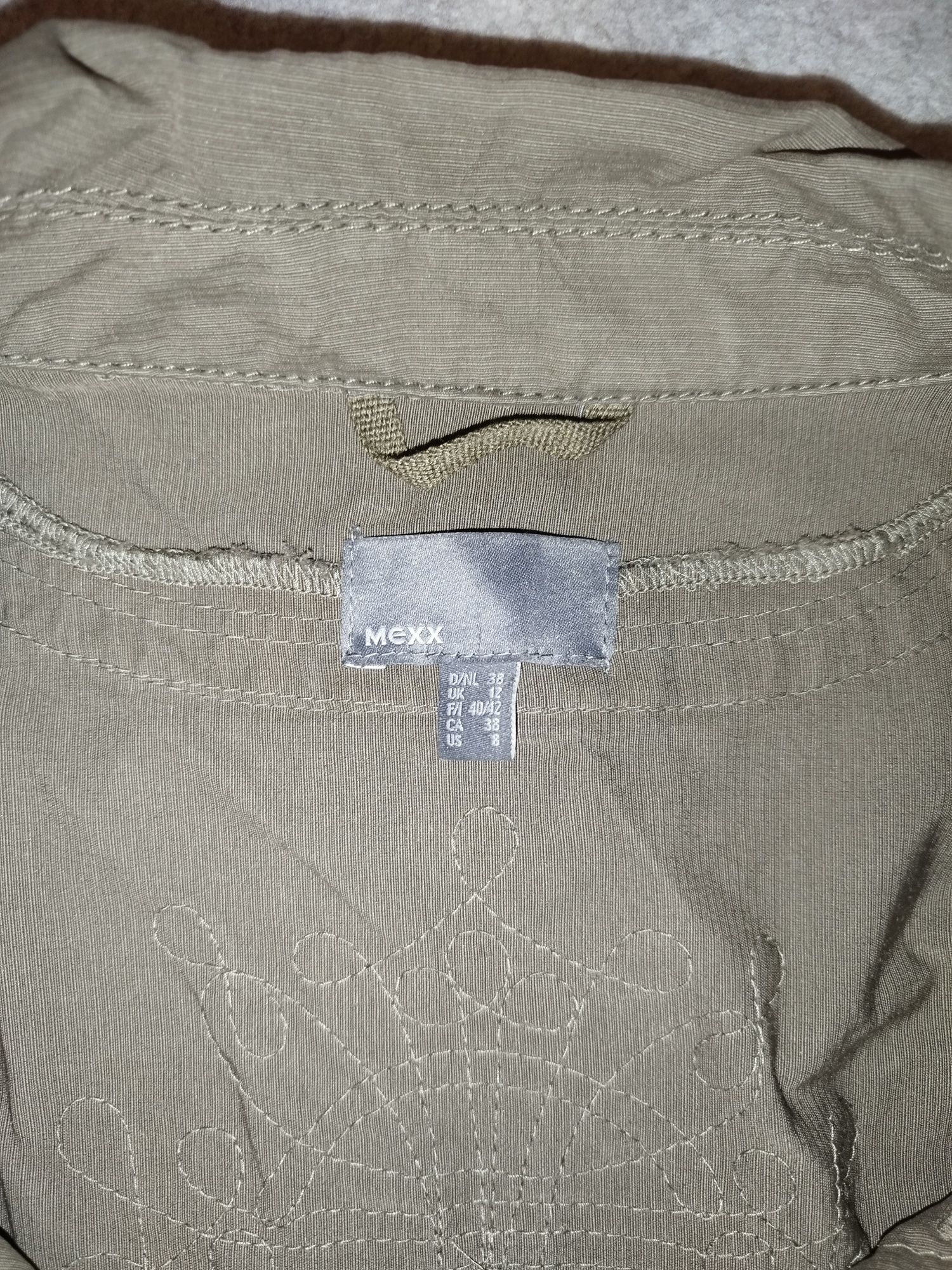 Kamizelka a'la gorset. r. M/L