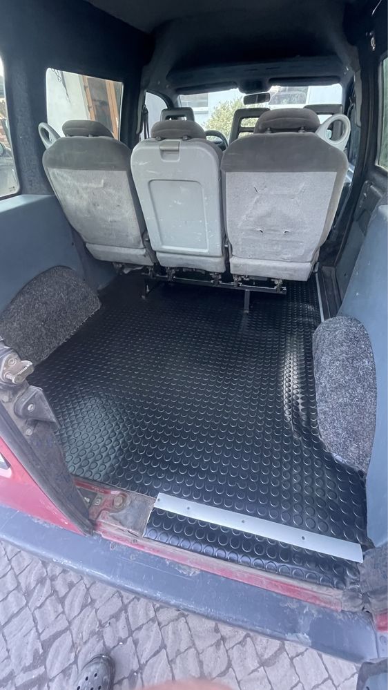 Продам автомобіль Citroen jumpy 1998року