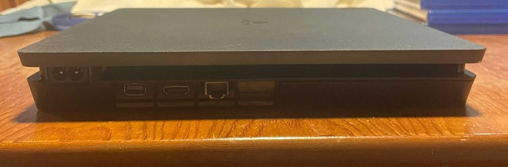 PS4 Slim 500gb Preta