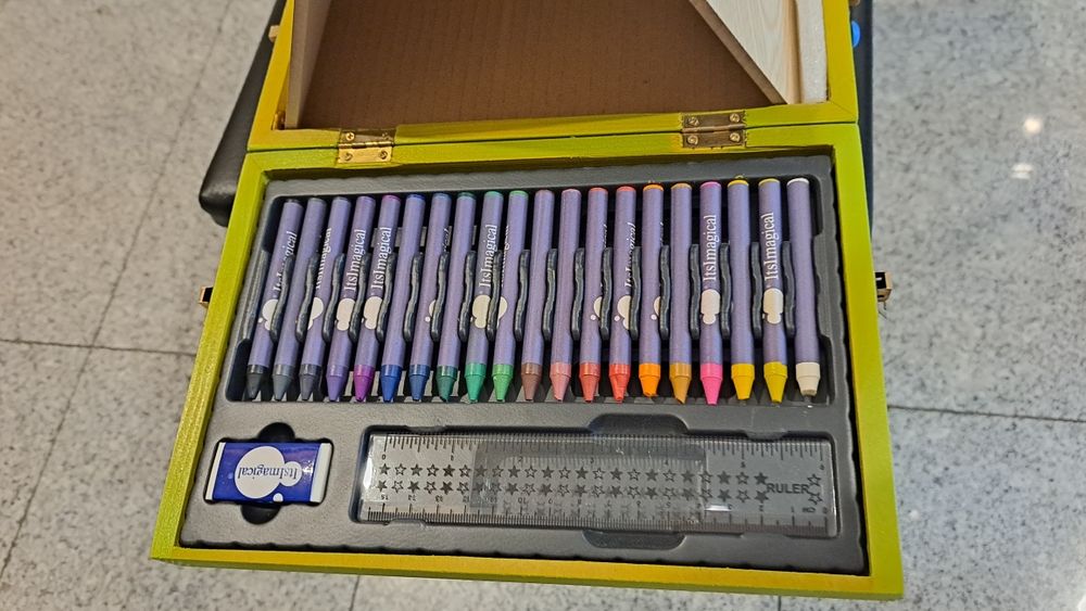 Mala Kit Gigante de Colorir e Pintar Criança Imaginarium (Como nova)