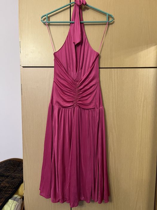 Różowa szeroka sukienka Mango ala Dirty Dancing