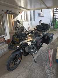 BMW 1250 GS Adventure 2020 c/ malas laterais + top case