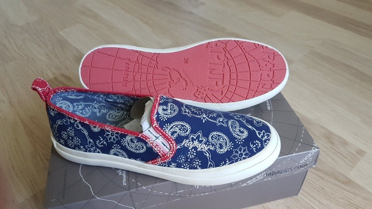 Слипоны NAPAPIJRI 38р,стелька 24см,оригинал.