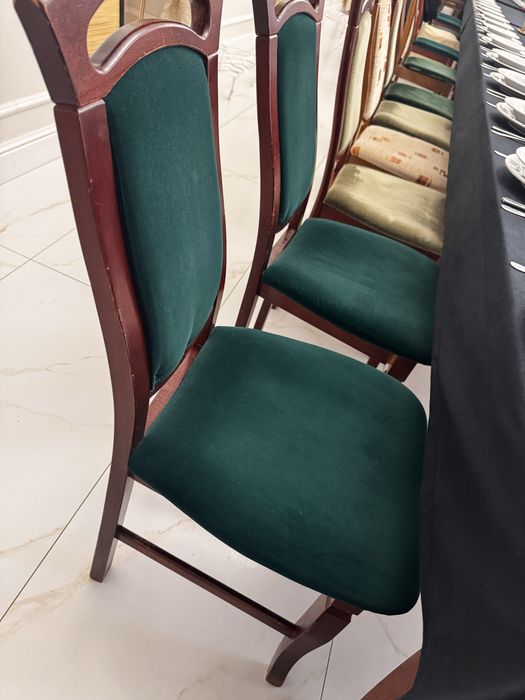 Krzeslo drewniane tapicerowane