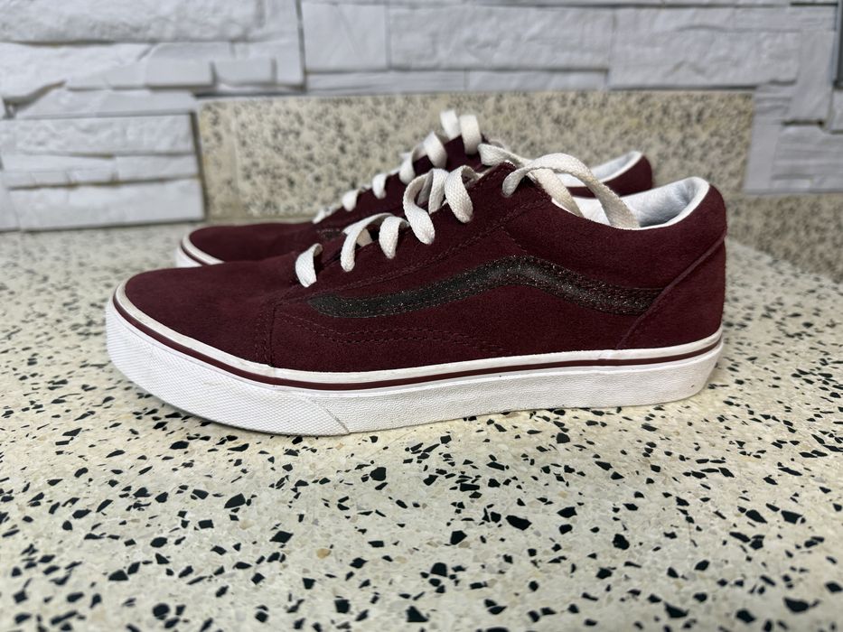 Buty Vans kolor bordowy