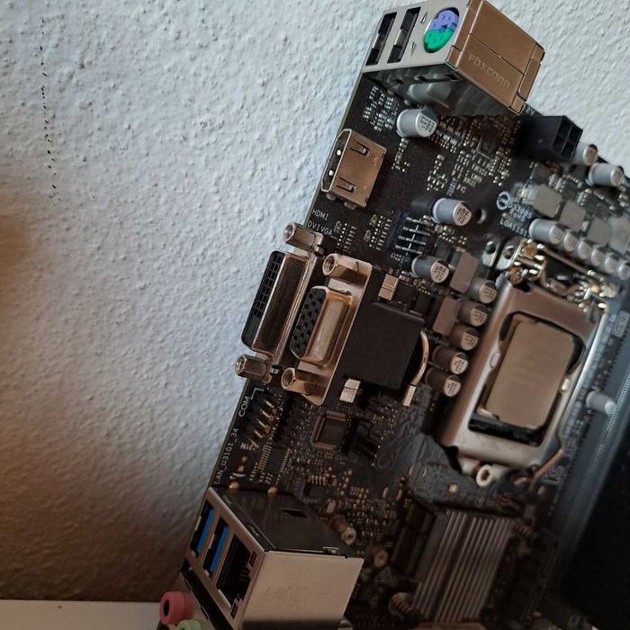 Bundle Core i7-8700T / Asus Prime H310I-Plus R2.0 / 8GB DDR4 Corsair