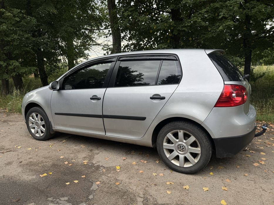 Продам Volkswagen Golf 5 2003