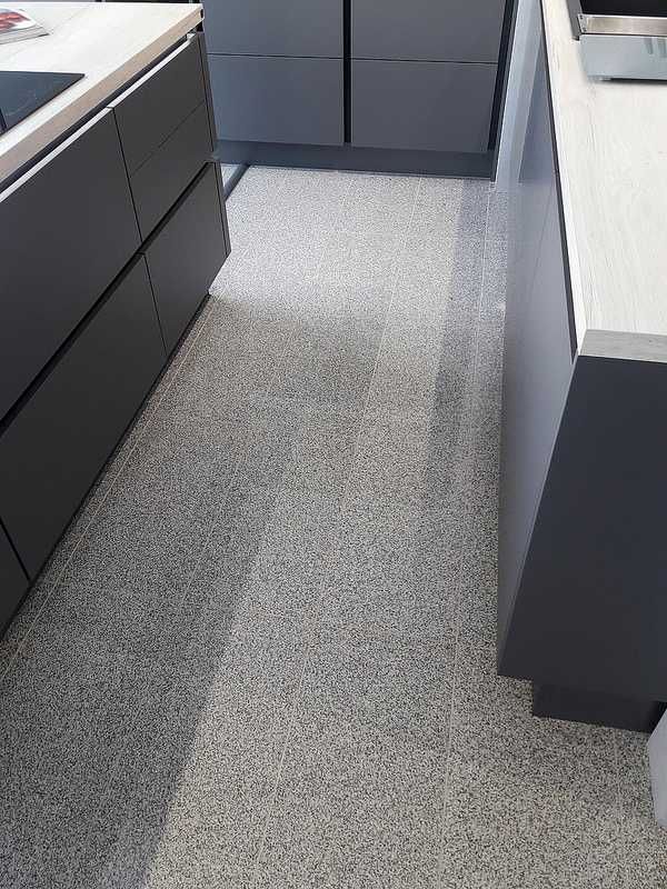 OKAZJA! Granit G603 Bianco Cristal poler do wewnątrz | Dostawa w 3 Dni
