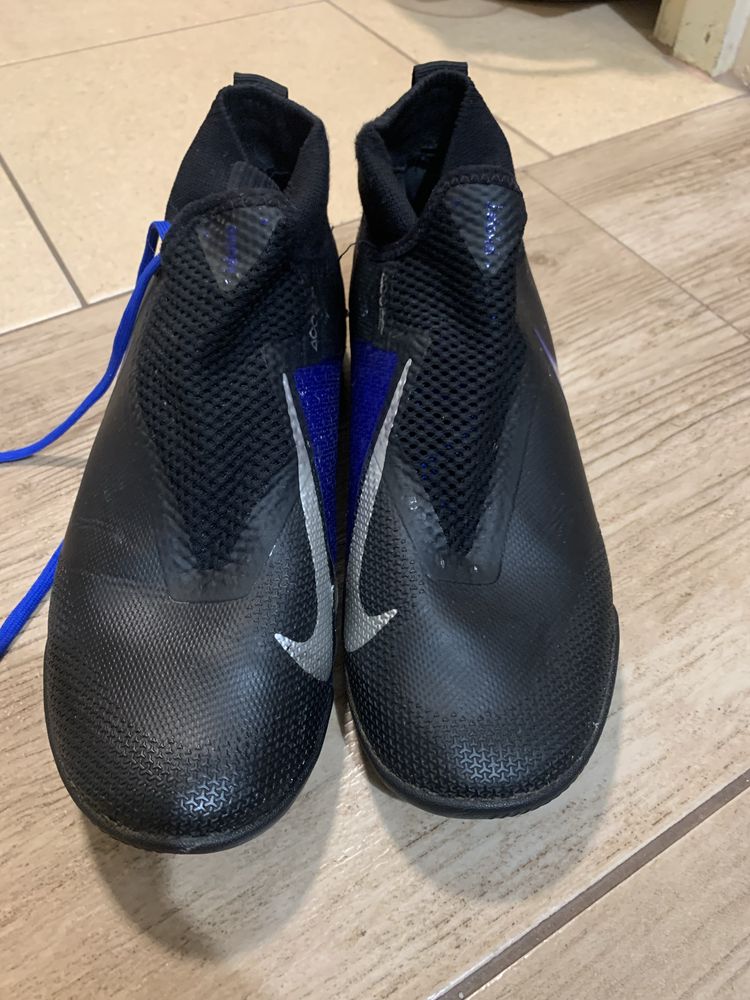 Nike Phantom turfy r.40,5