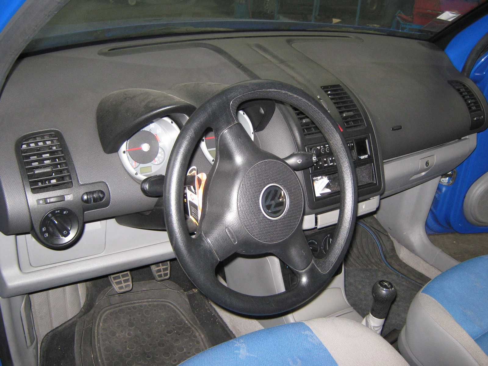 Volkswagen Lupo Material