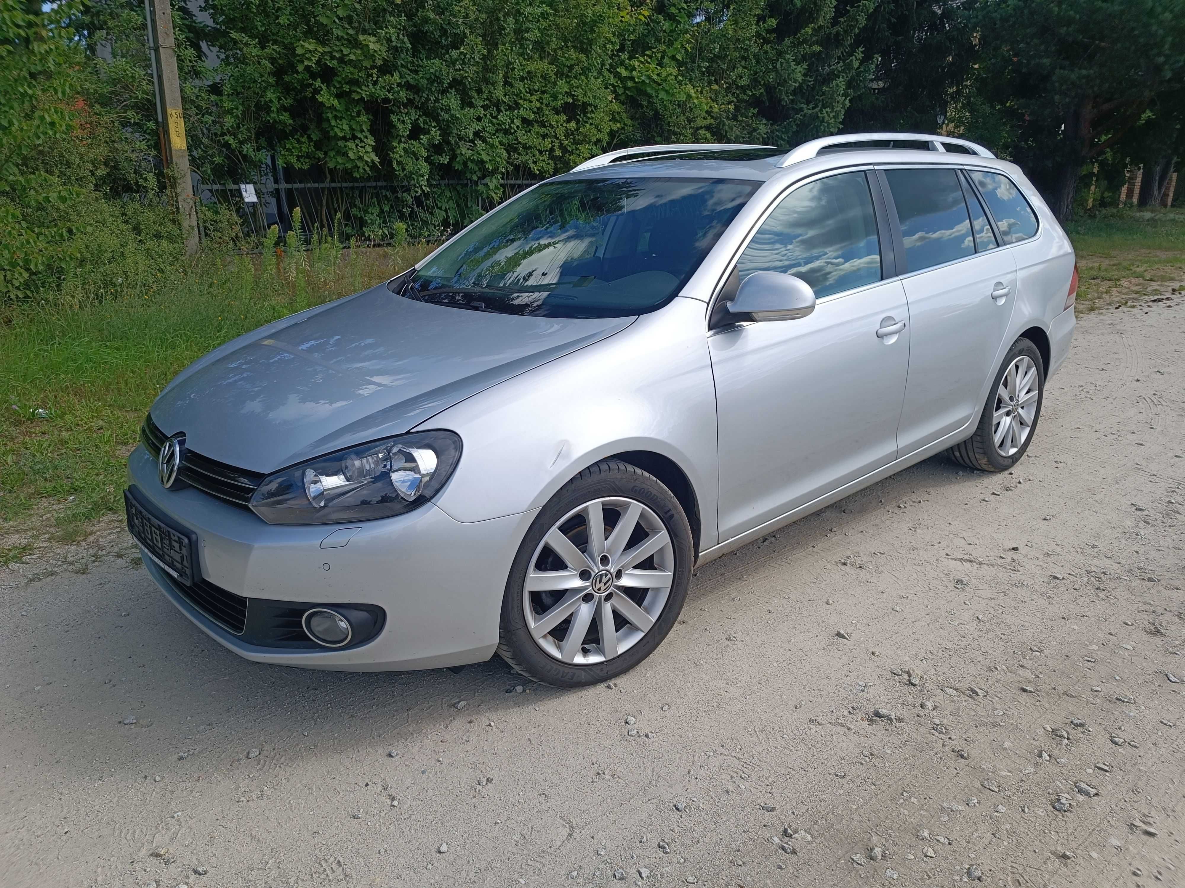 VW GOLF 6 1.6 TDI 179tys km.  Panorama Alcantara 2 komplety kół Manual