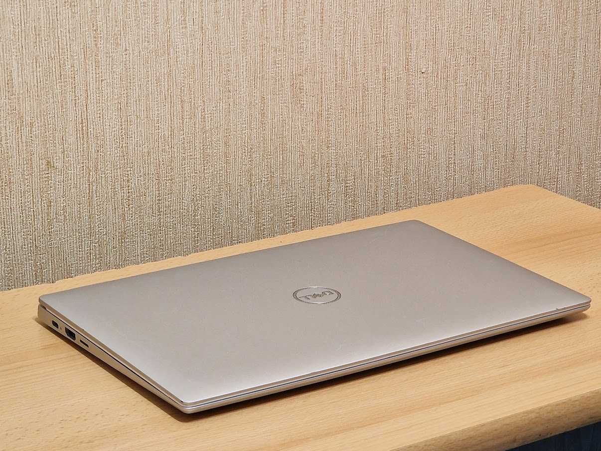 Dell Intel Core i7-10510U NVidia GeForce MX250 RAM 16Gb Батарея 7годин