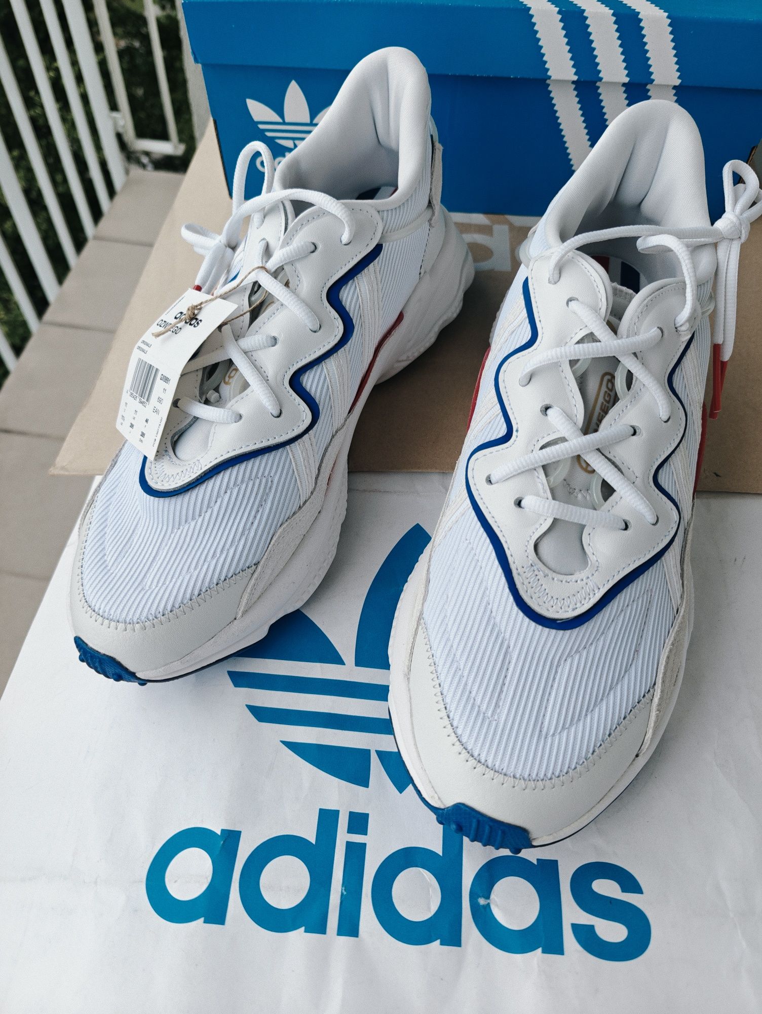 Nowe buty Adidas Ozweego 46 UK11 męskie białe jasne jak air Jordan