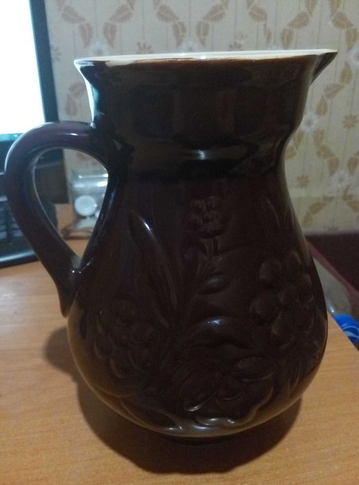 Кувшин глиняный времен СССР