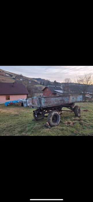 Прицеп 2-осний в робочому стані
