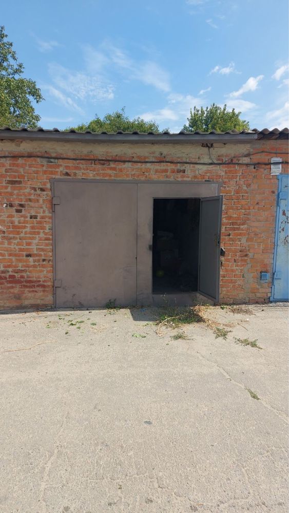 Продам гараж в Миргороді.