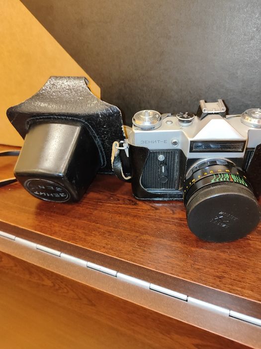 Фотоапарат Зеніт Е