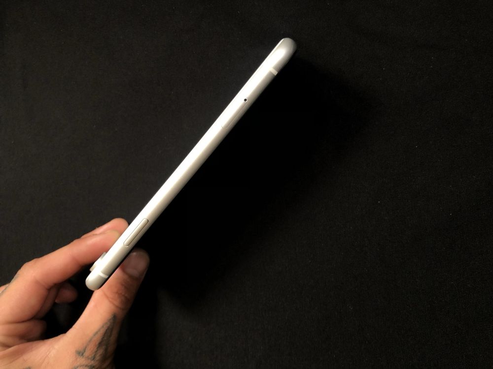 IPhone XR на 64гб