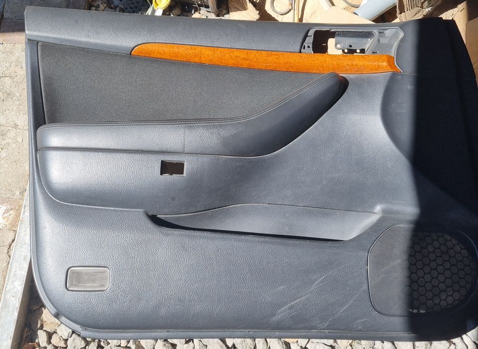 Комплект карт дверних Toyota Avensis T 25