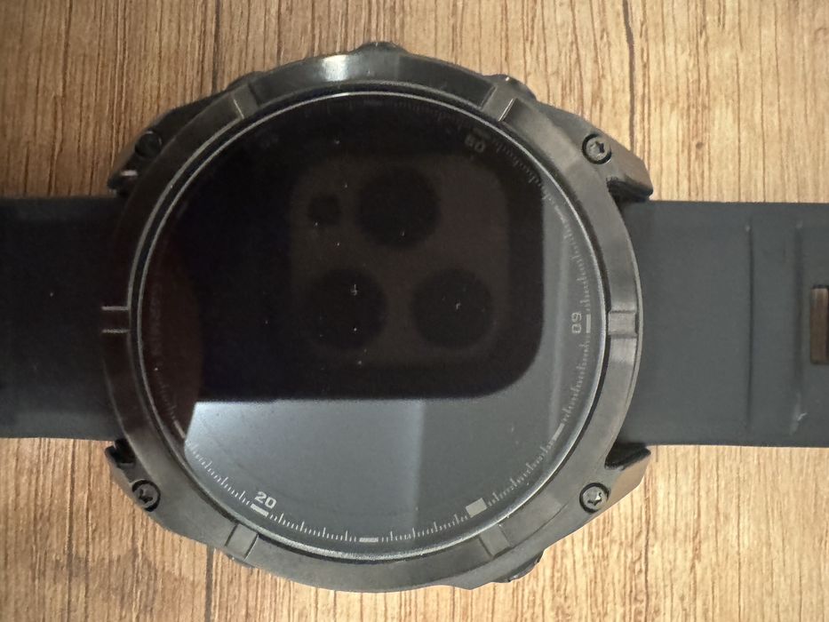 Garmin fenix 8 51 mm stan 10/10.